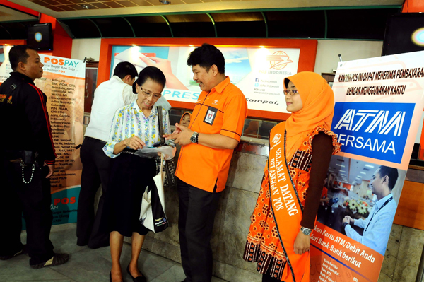  FOTO: Kantor Pos Bandung Gelar Customer Gathering pada 12-12-12