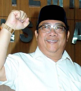  PILGUB JABAR 2013: Anggota Pemuda Pancasila Tak Dukung Yance Harus Copot Atribut