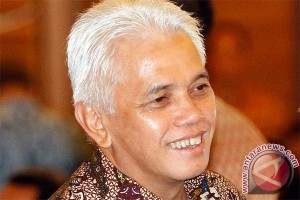  HATTA RAJASA: 2013, Ekonomi Indonesia Stabil