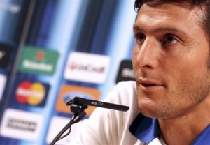  LIGA ITALIA: Lawan Genoa, Kapten Inter Zanetti Ingin Kado Spesial