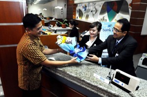  Apresiasi Kinerja Karyawan, Bank BJB Gelar Service Excellence Award 2012 