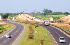  INFRASTRUKTUR: Kementerian PU Optimistis Tol Soroja Bisa Rampung 2014