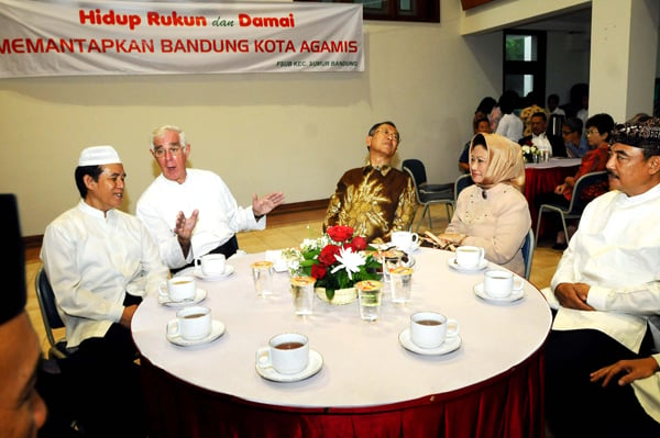  FOTO: Forum Silaturahmi Umat Beragama Rayakan Natal di Katedral