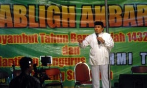  RHOMA IRAMA: Andalkan Dangdut & Dakwah untuk Pencapresan 2014