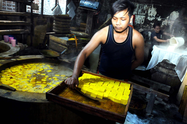  FOTO: Alih Teknologi Industri Tahu Tempe Lambat