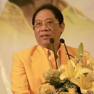  PILGUB JABAR: Yance Sindir Aher Caplok Program Bantuan Desa Rp500 Juta