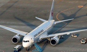  PENERBANGAN: Boeing 787 Dreamliner Mendarat Darurat di Jepang