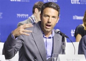  PIALA OSCAR: Ben Affleck Gigit Jari Tak Masuk Nominasi Sutradara Terbaik