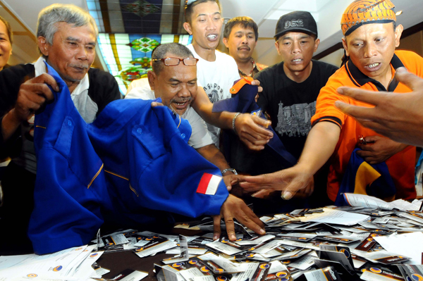  FOTO: Kader Nasdem Jabar Mengundurkan Diri