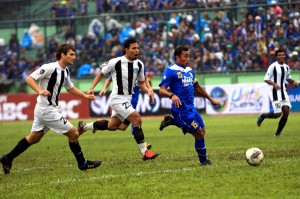  PERSIB VS PERSIDAFON: Babak I, Kedudukan Masih 0-0