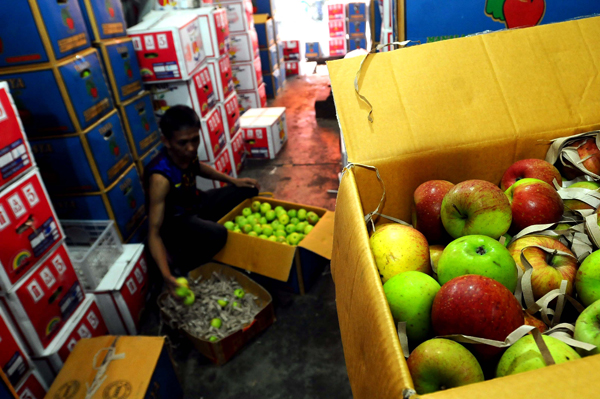  FOTO: Impor Diperketat, Penjualan Buah Lokal Meningkat