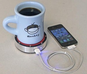  Keren, Charger Ponsel Ini Gunakan Sumber Energi dari Secangkir Kopi