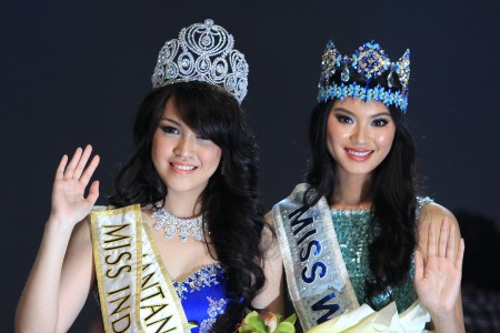  MISS INDONESIA 2013: Vania Larissa Sabet Gelar Utama, Shinta Nursafira Runner Up II