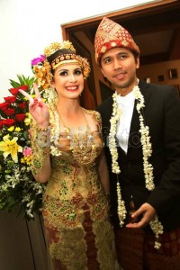  ARUMI BACHSIN Resmi Dilamar Anak Wakil Menteri PU, Menikah 13 Agustus Tahun Ini