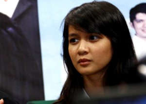  DEA IMUT, Dapat KTP & SIM di Saat Ultah