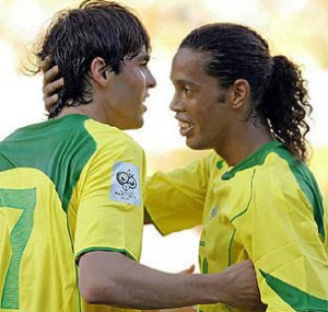  TIMNAS BRAZIL: Ronaldiho Tak Dipakai Lagi, Kaka Dapat Kesempatan