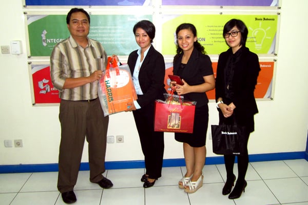  FOTO: Harris dan Solo Paragon Hotel Kunjungi Bisnis Indonesia