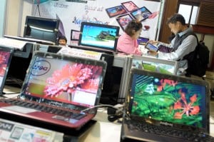  PASAR LAPTOP: Transaksi Laptop Masih Dominan Ketimbang Tablet