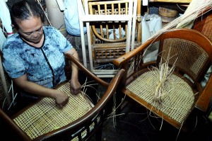  DOKUMEN SVLK: Pengusa Rotan Keluhkan Pengurusan Izin “Lacak Balak”