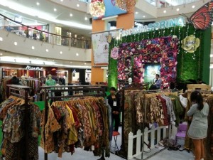  BELANJA: Mal Kelapa Gading Adakan Fascinate Spring