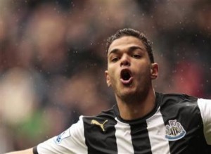  LIGA INGGRIS: Liverpool Serius Bidik Ben Arfa