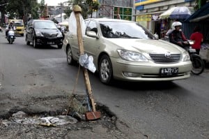  DPRD Cimahi Pertanyakan Kualitas Perbaikan Jalan
