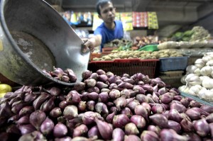  KRISIS BAWANG: IKM Majalengka Berhenti Produksi