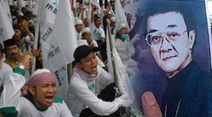  EYANG SUBUR: Rumahnya Didatangi Ormas FPI