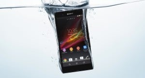  SONY XPERIA Z: Smartphone Kedap Air & Debu