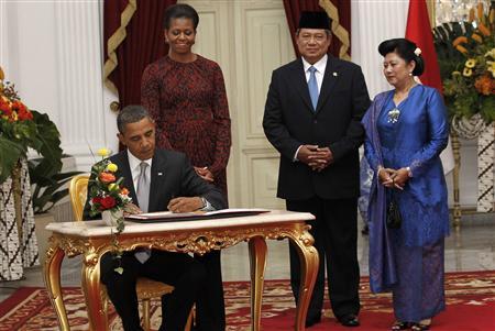  BARACK OBAMA: Rela Gajinya Dipotong 5% untuk Bantu PNS