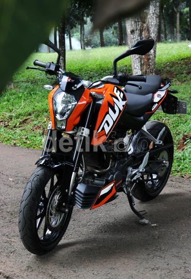  KTM DUKE: Motor Keren & Jago Ngebut Bermesin 200 CC