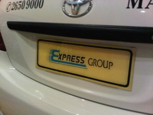  TAKSI REGULER: Express Akuisisi Mulia Kencana