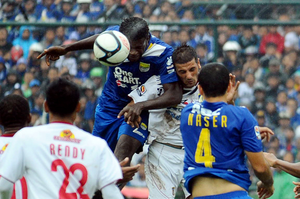  FOTO: Persib Kalahkan Persiba Balikpapan 1-0