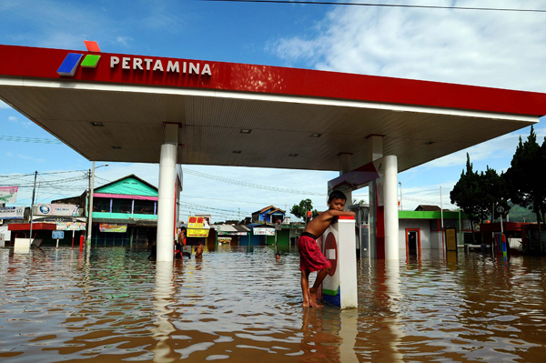  FOTO: Ketika SPBU di Baleendah Terendam Banjir