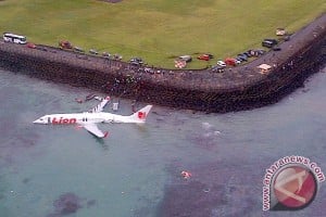  LION AIR JATUH DI LAUT: Pesawat Diduga 'Overshoot'