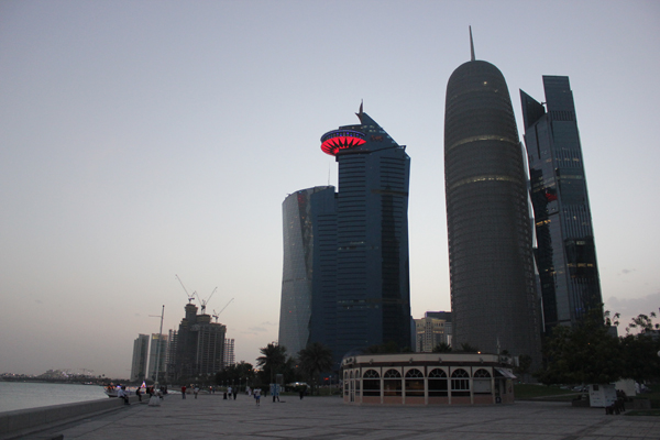  CORNICHE DOHA: Tempat untuk Menikmati Angin Laut di Musim Panas