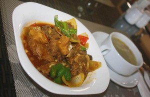  MENU HOTEL: Nikmatnya Sop Buntut Goreng Jadi Andalan Grage Sangkan Hotel