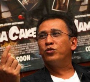  IWAN FALS MEINGGAL?: Iwan Bantah Berita di Twitter