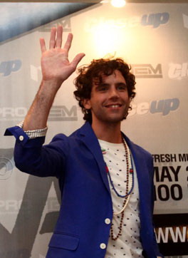  KONSER MUSIK: MIKA Siap Hipnotis Fans Indonesia