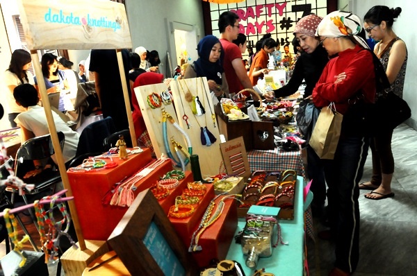  FOTO: Berburu Handmade di Crafty Days Tobucil &amp; Klabs