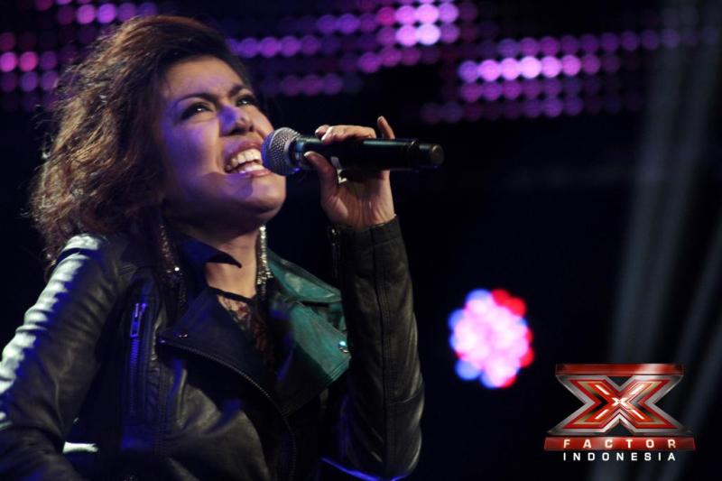  NOVITA DEWI: Titel Juara X Factor Buat Sang Adik Tercinta 