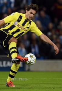  FINAL LIGA CHAMPIONS: Bek Tangguh Dortmund Mats Hummels Pulih