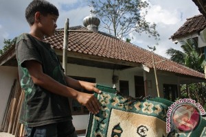  AHMADIYAH: Masjid di Tulungagung Disegel 