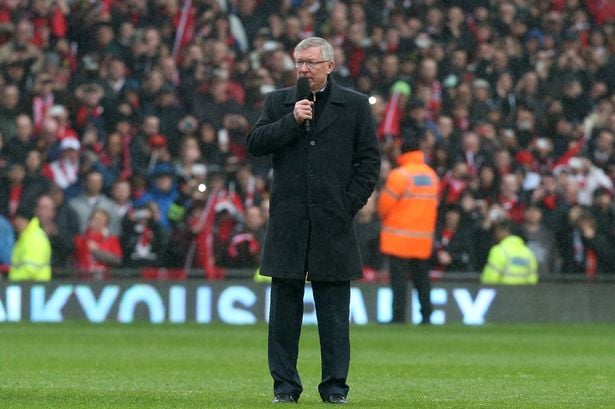  MANCHESTER UNITED: Sir Alex Ferguson Sabet Pelatih Terbaik