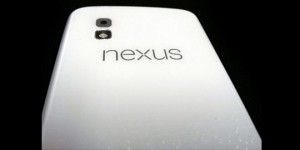  SMARTPHONE: Nexus Putih 4 Hadir Juni Mendatang