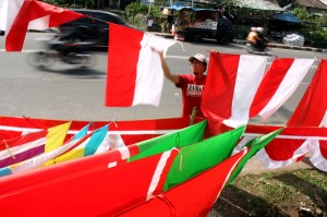  Pengusaha Bendera Dadakan Marak di Cirebon, Jelang Kemerdekaan