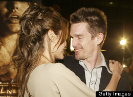  ANGELINA JOLIE: Kata Ethan Hawke, Jolie Sebagai Sosok Pencium Ulung