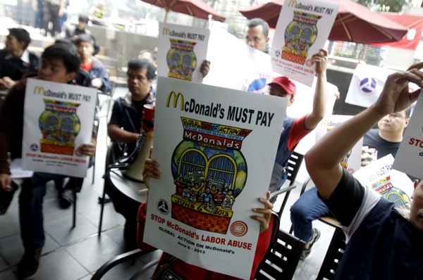  FOTO: Resto McDonald BIP Didemo Buruh