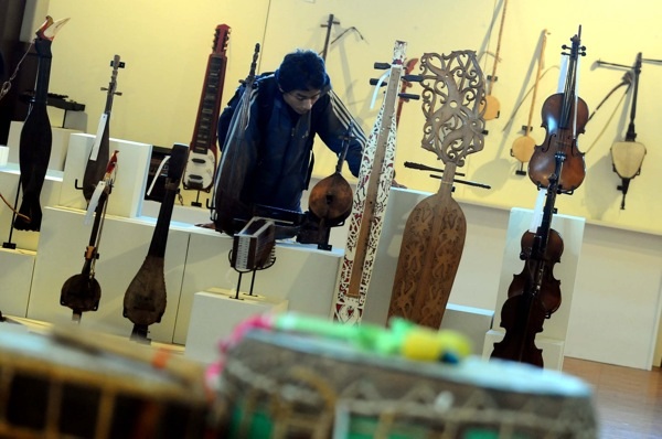  FOTO: 214 Alat Musik Tradisional Se-Indonesia Dipamerkan di Museum Sri Baduga