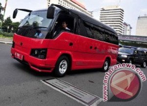  OTOMOTIF: UNS Minta 2 Bus Listrik